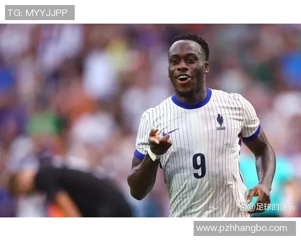 足球传奇时刻回顾各路明星封神瞬间的精彩瞬间与背后故事