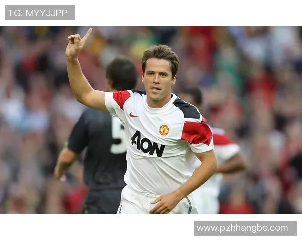 足球明星手指特写欣赏多样风格与个性展示的精彩图片合集